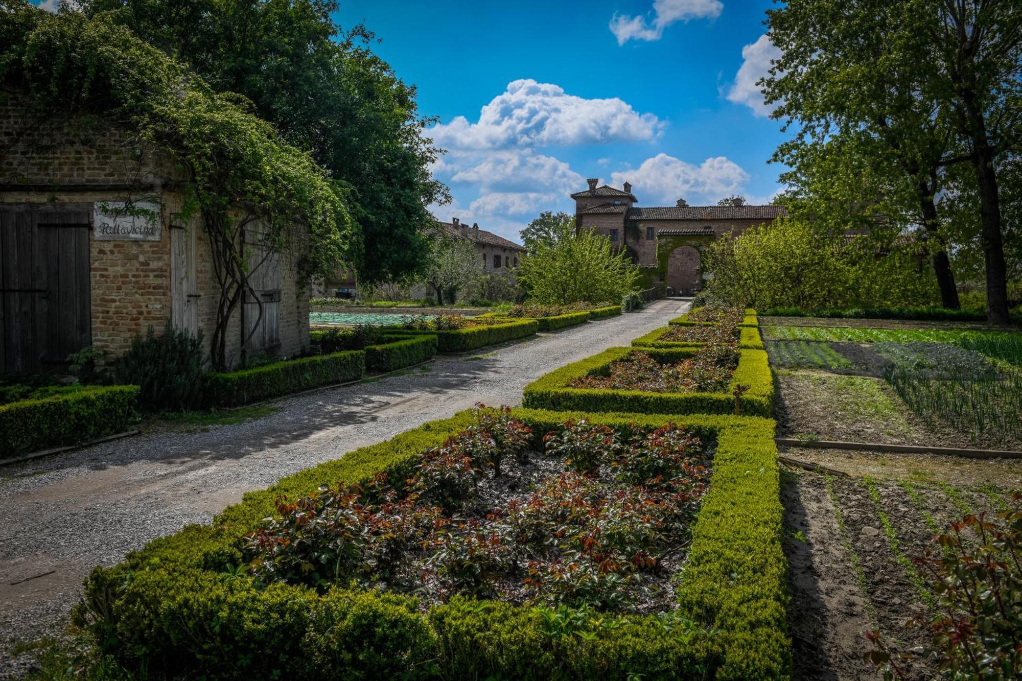 Polesine Parmense Antica Corte Pallavicina Relais المظهر الخارجي الصورة